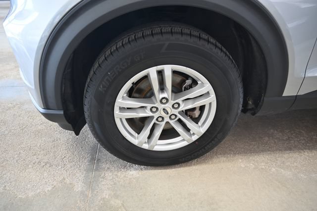 Used 2020 Ford Explorer XLT w/ Comfort Package AWD/4WD image 33