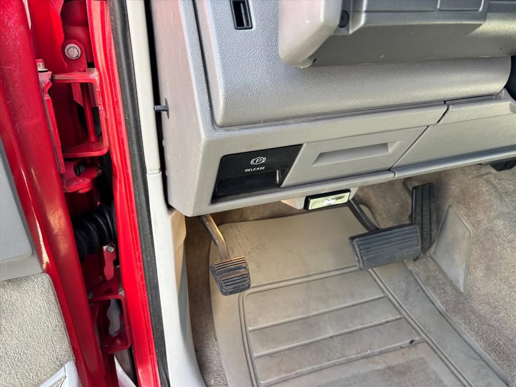 Used 1993 Chevrolet Silverado 1500 2WD Regular Cab image 20