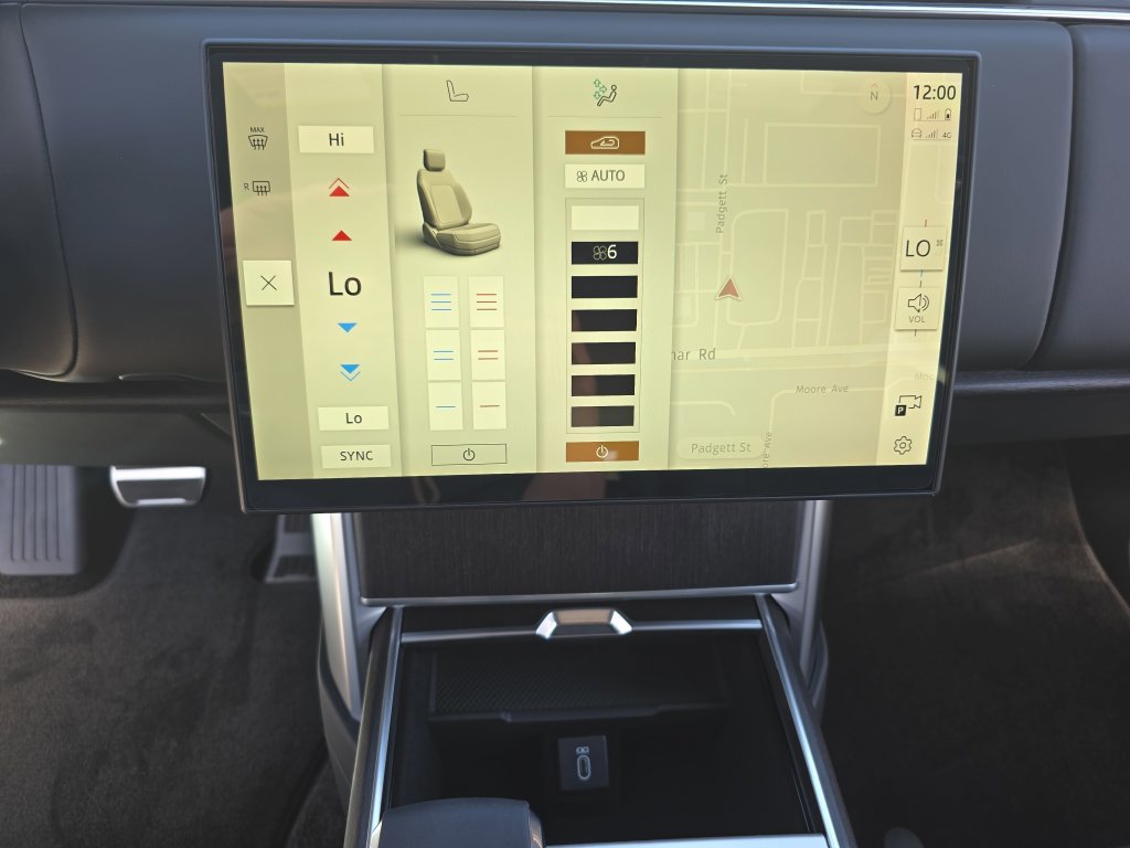 New 2026 Land Rover Range Rover SE AWD/4WD image 25