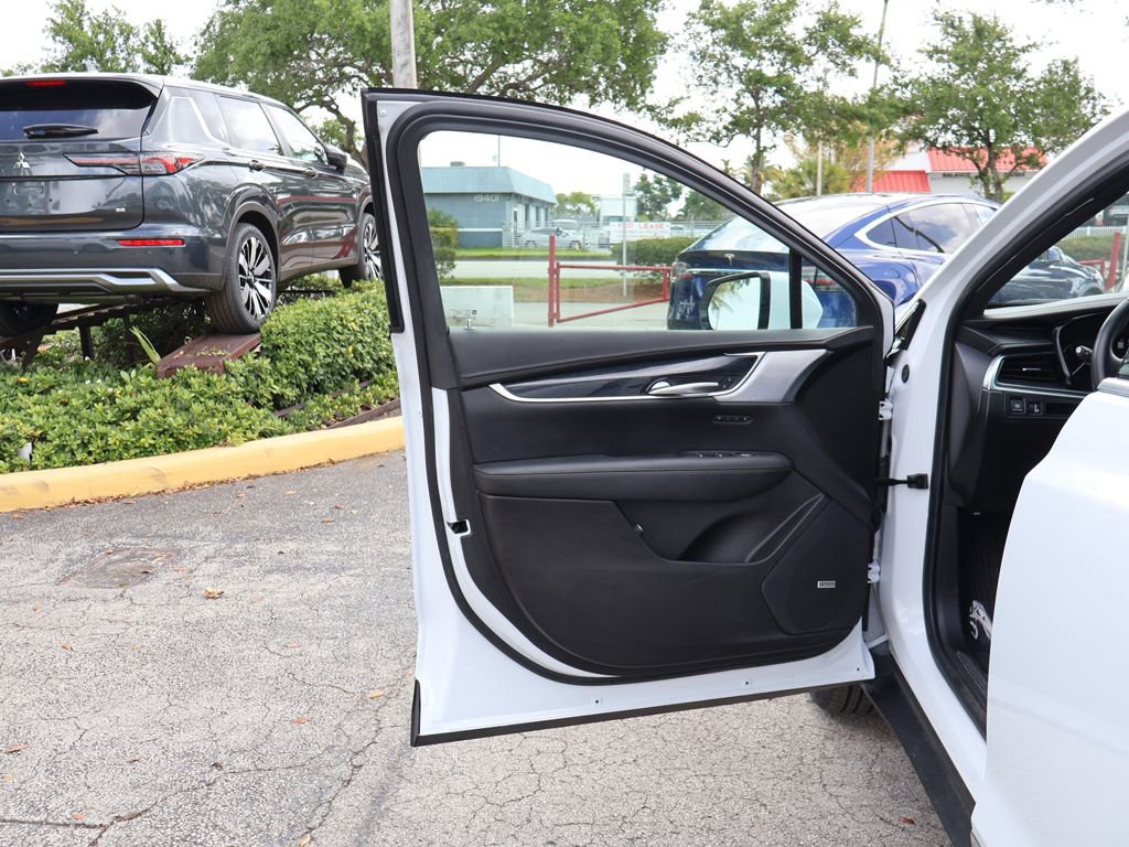 Used 2024 Cadillac XT5 Premium Luxury FWD image 27