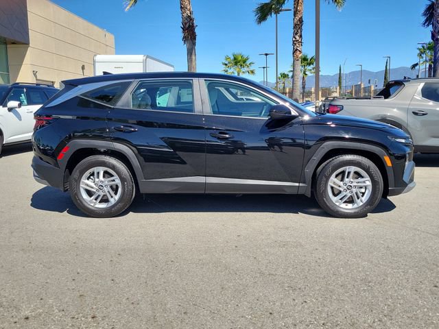 Certified 2025 Hyundai Tucson SE image 29