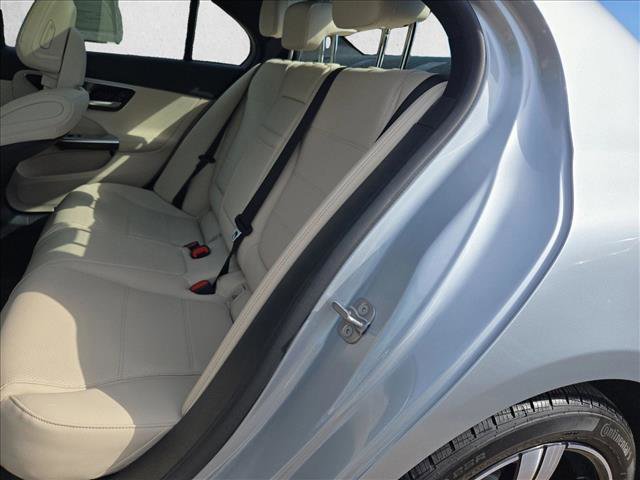 Used 2025 Mercedes-Benz C 300 Sedan image 18