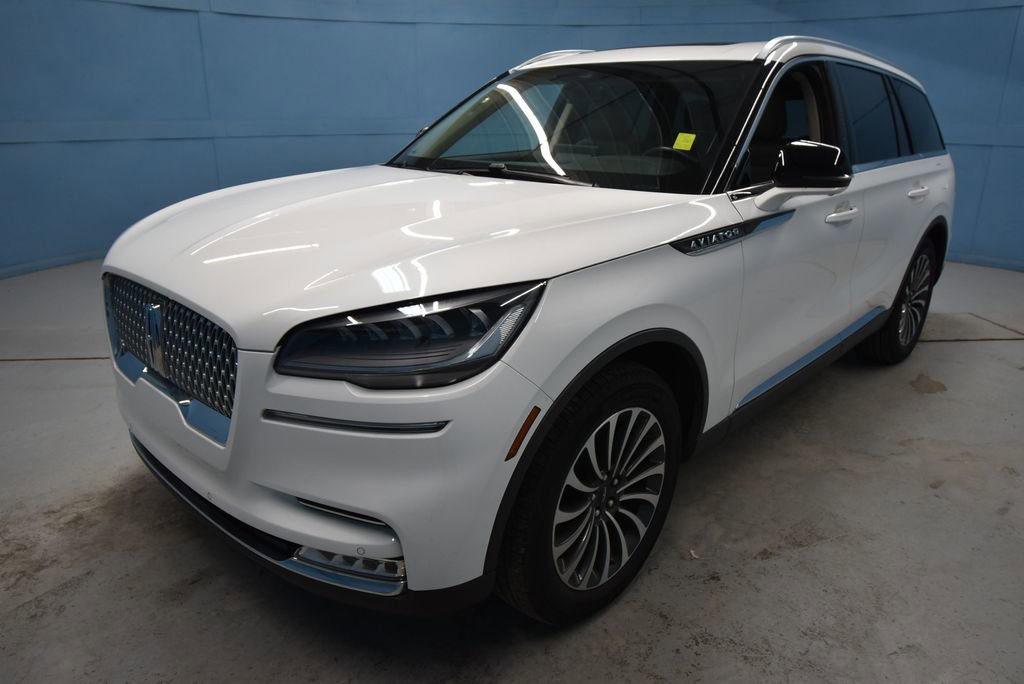 Used 2021 Lincoln Aviator Reserve w/ Elements Package Plus image 36