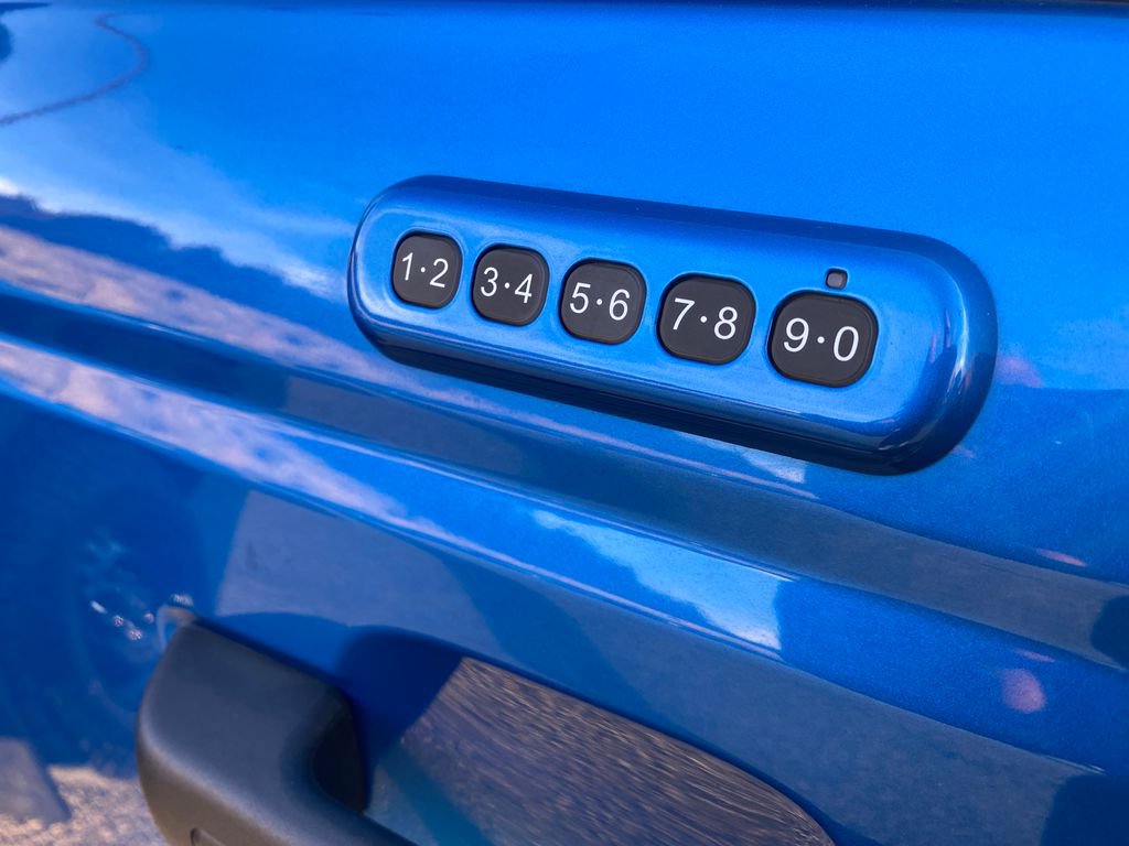 Used 2023 Ford Bronco Black Diamond image 36