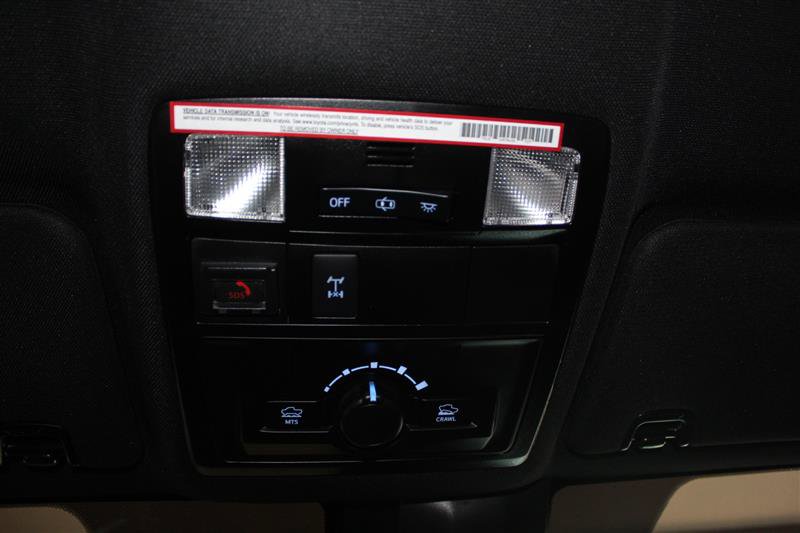 Used 2021 Toyota Tacoma TRD Off-Road w/ Technology Package AWD/4WD image 23