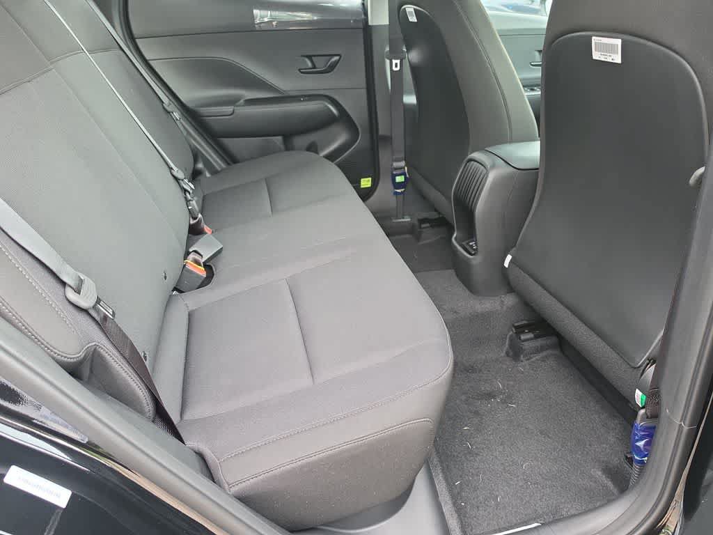 New 2027 Hyundai Kona SE FWD image 21