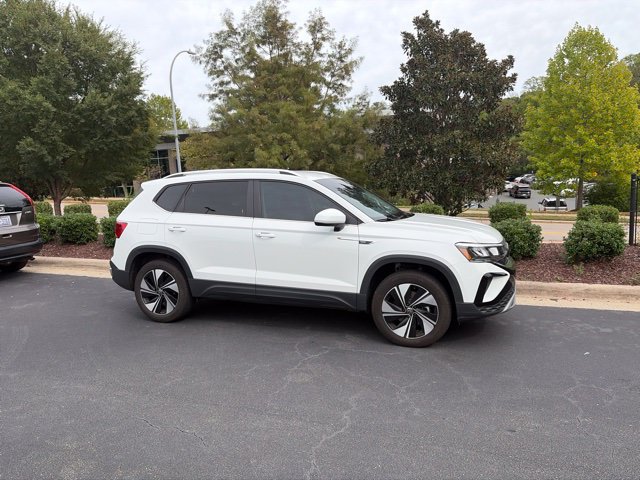Used 2024 Volkswagen Taos SE AWD/4WD image 10