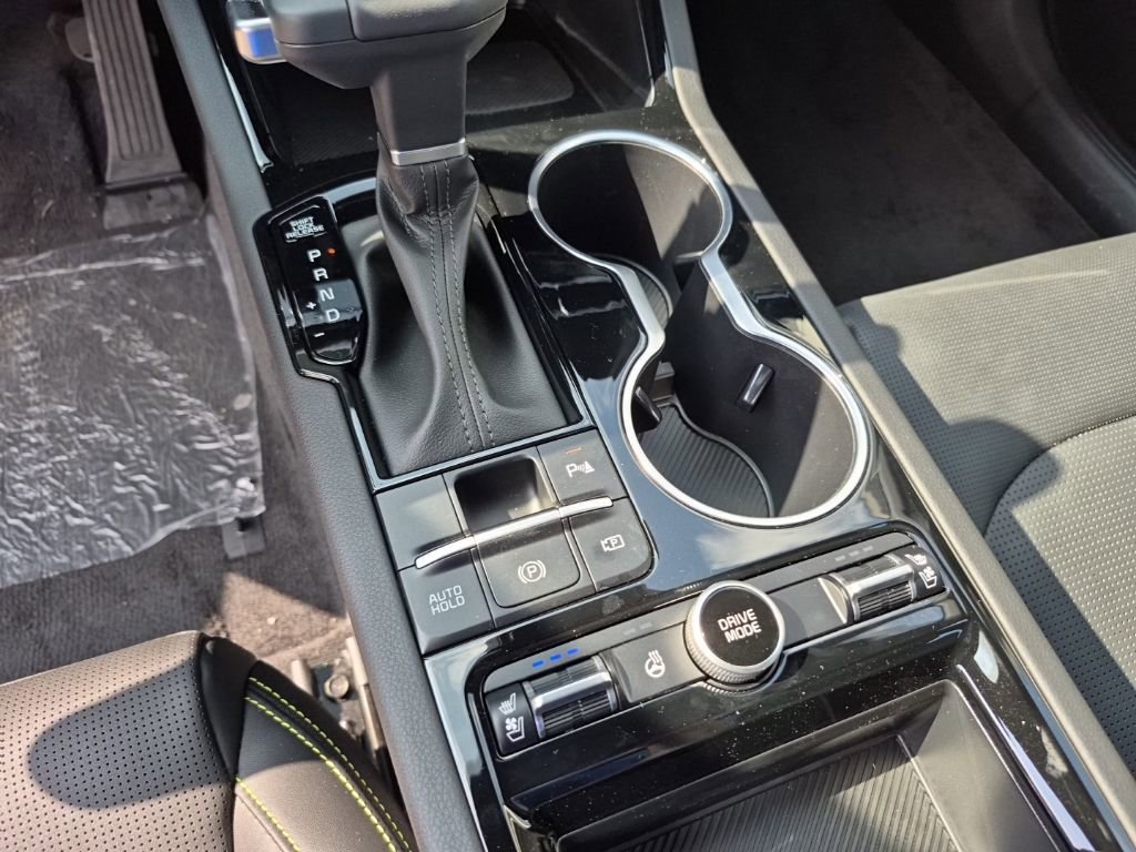 New 2026 Kia K5 GT w/ GT1 Package FWD image 18