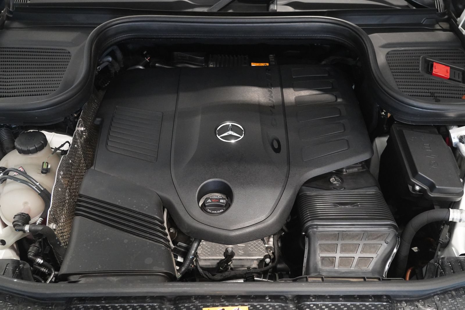 Certified 2023 Mercedes-Benz GLS 450 4MATIC image 30