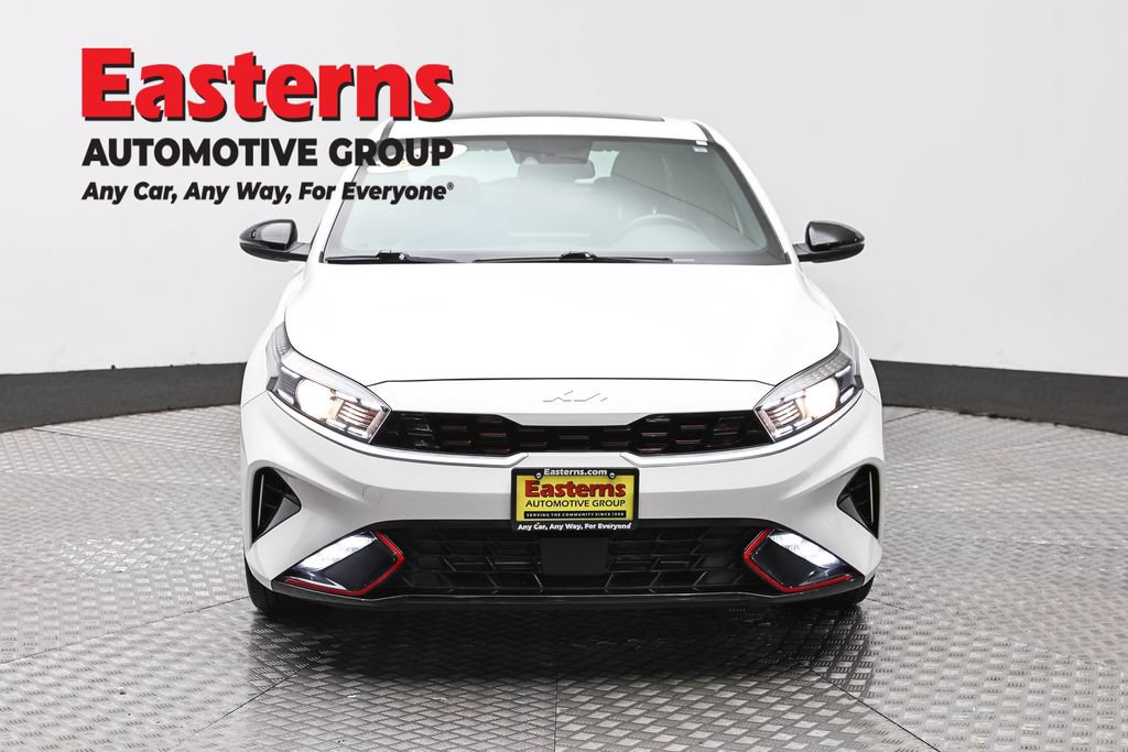 Used 2022 Kia Forte GT-Line w/ GT-Line Premium Package FWD image 2