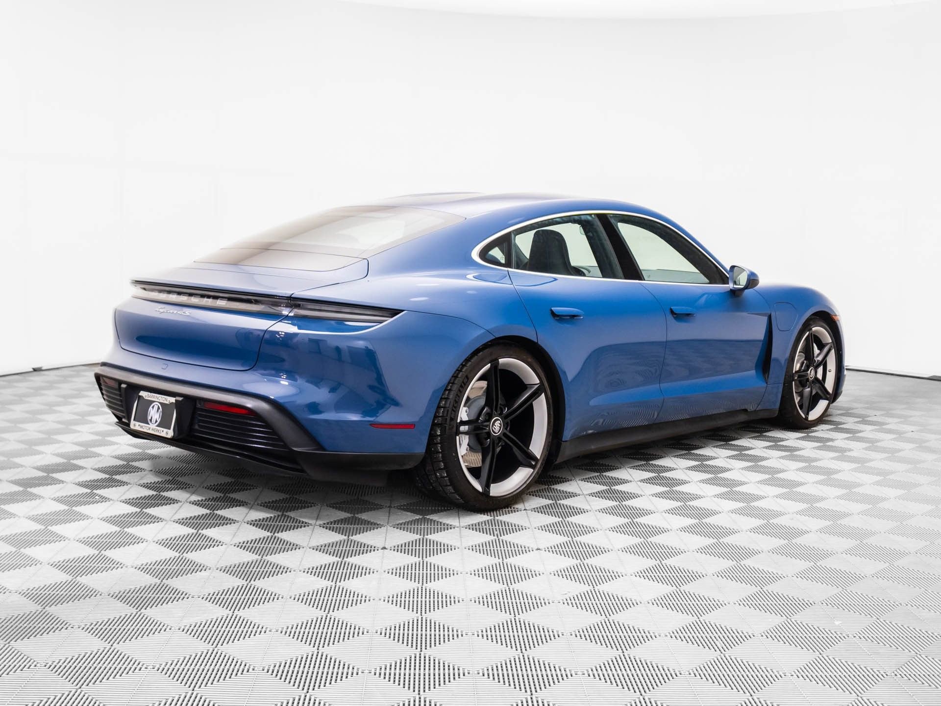 Certified 2022 Porsche Taycan 4S image 8