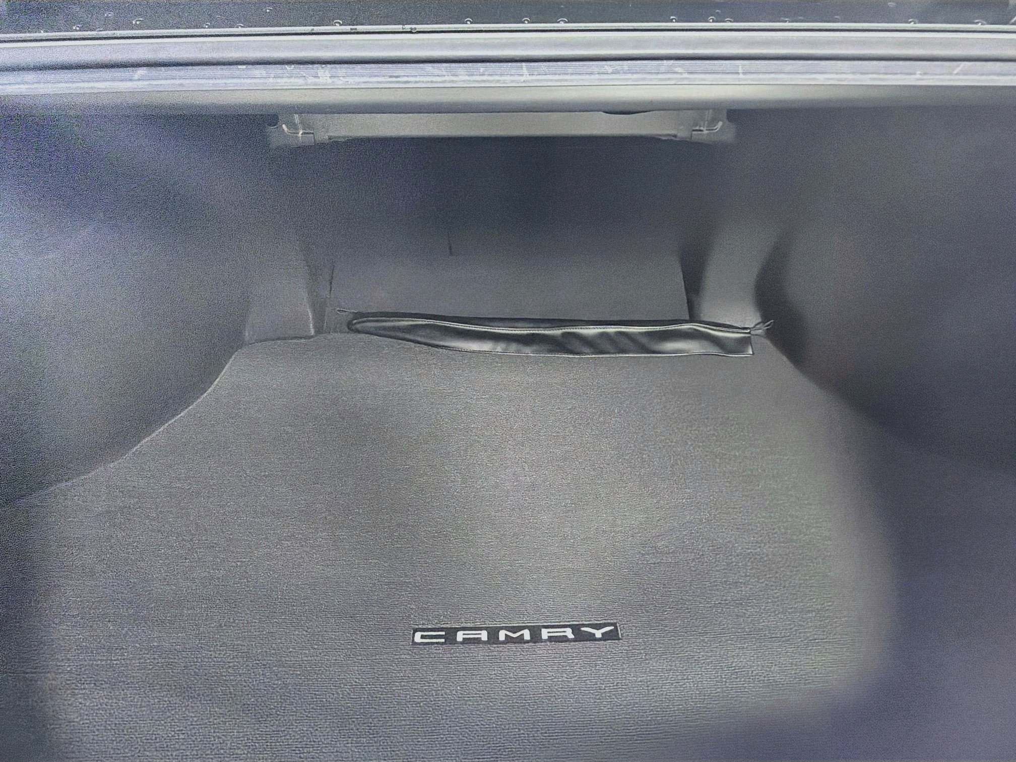 Used 2018 Toyota Camry LE FWD image 26