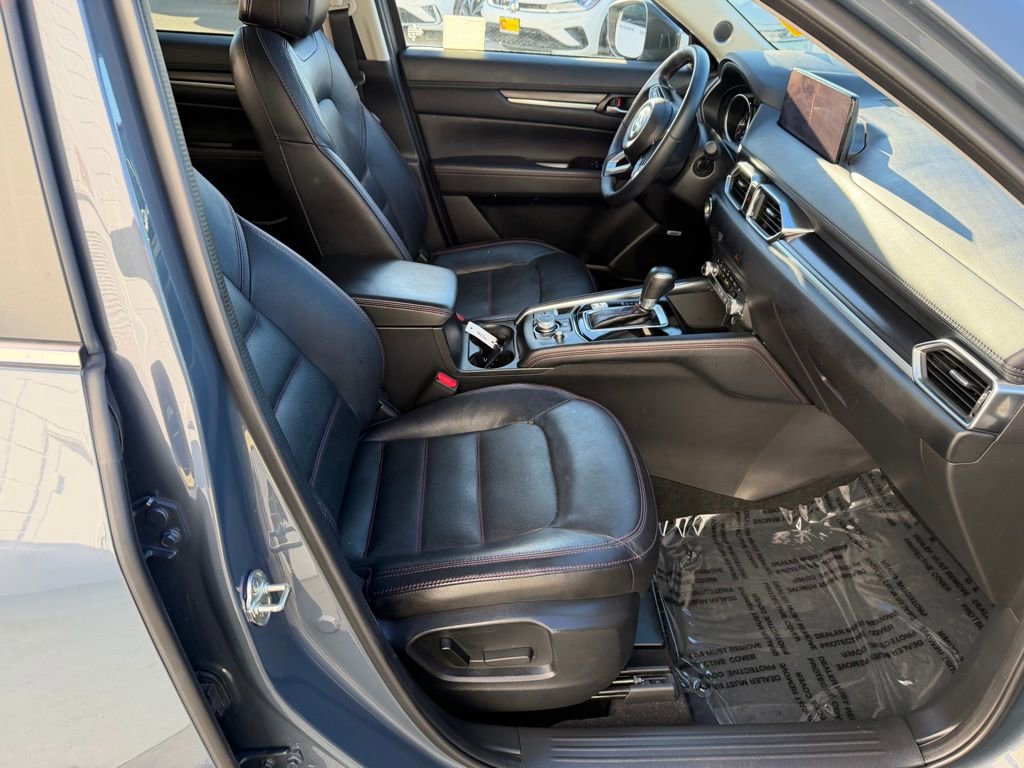 Used 2023 MAZDA CX-5 Carbon Edition image 20