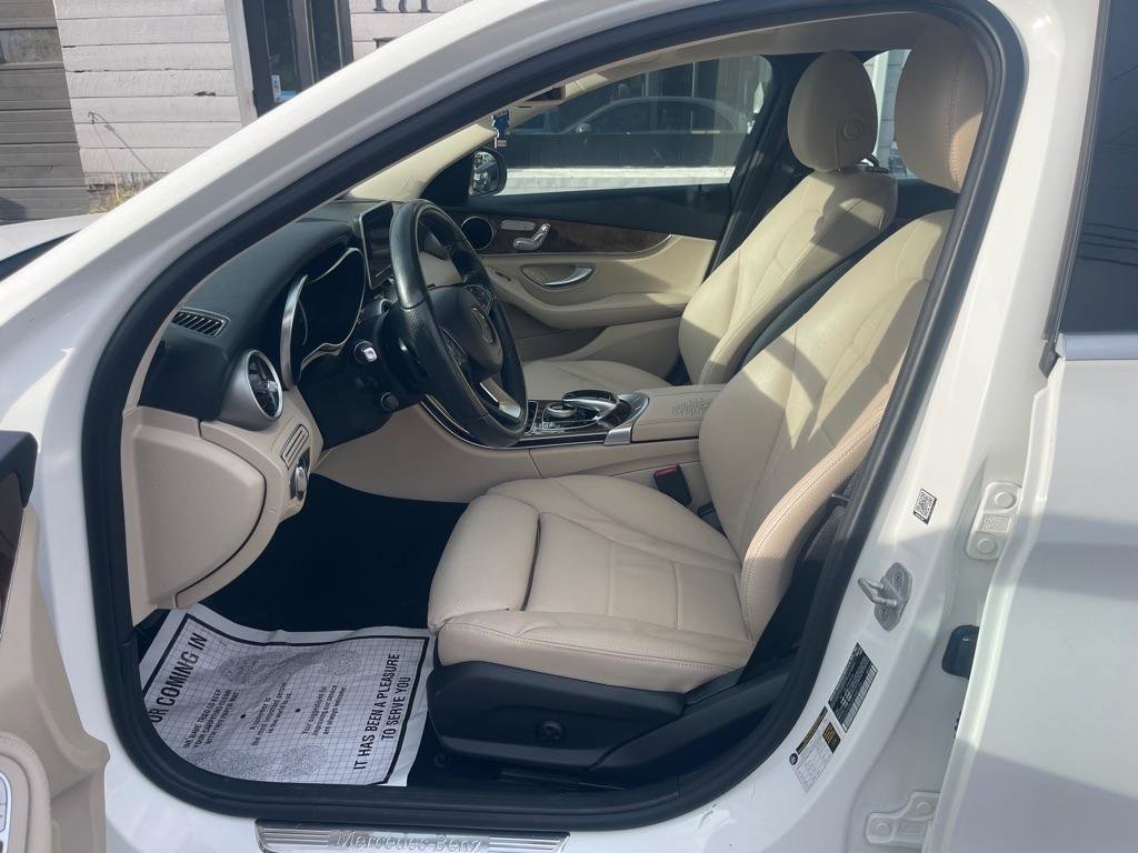 Used 2015 Mercedes-Benz C 300 4MATIC Sedan image 27