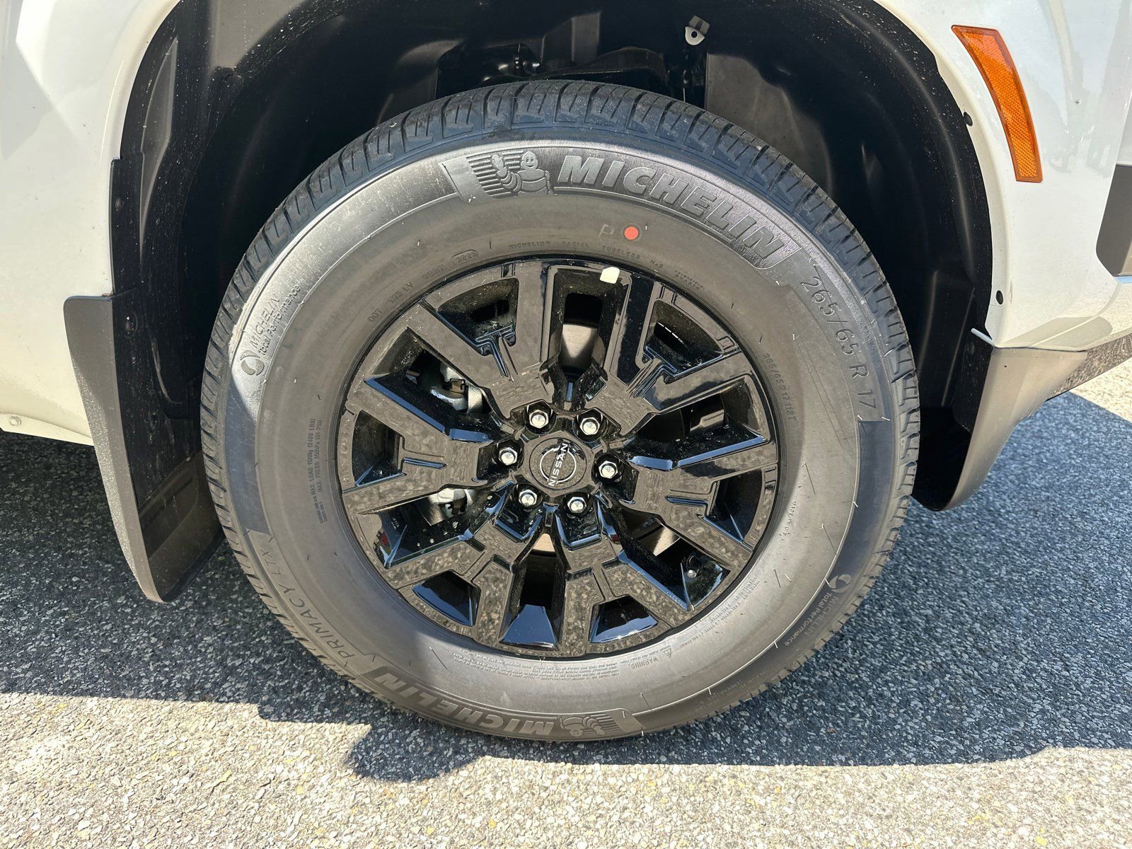 New 2026 Nissan Frontier SV w/ SV Convenience Package RWD image 8