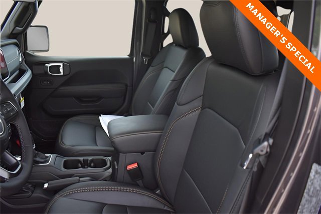 New 2025 Jeep Gladiator High Tide image 12