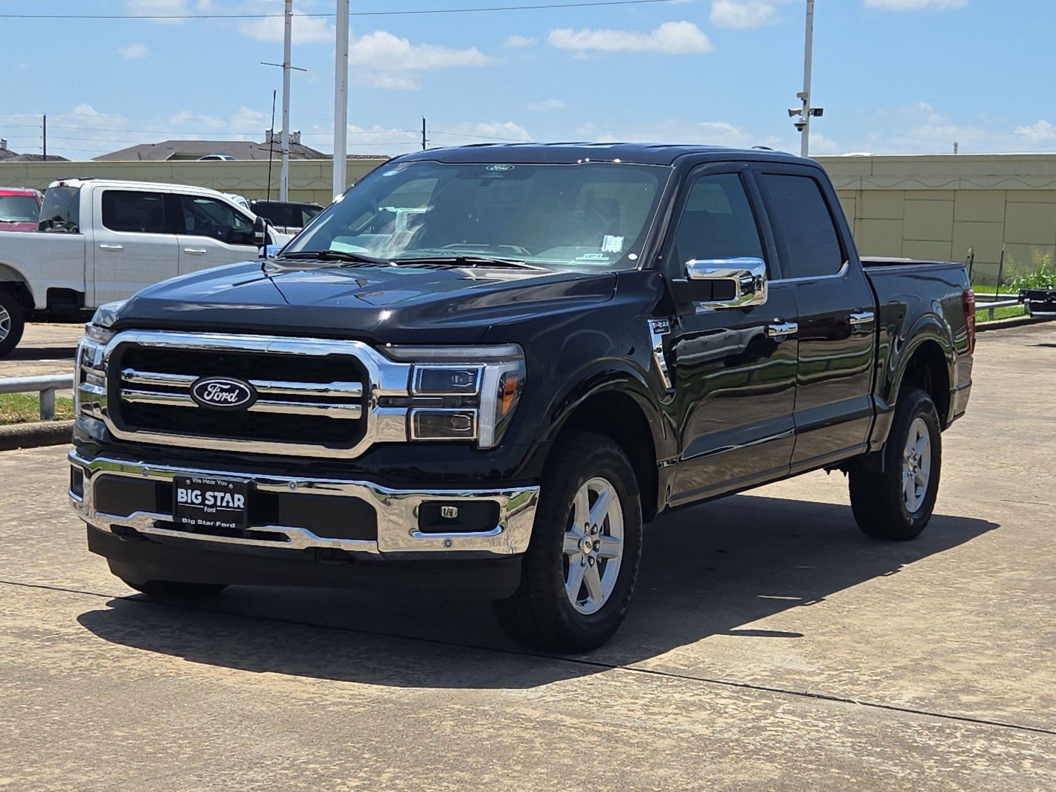 Used 2025 Ford F150 Lariat AWD/4WD image 10