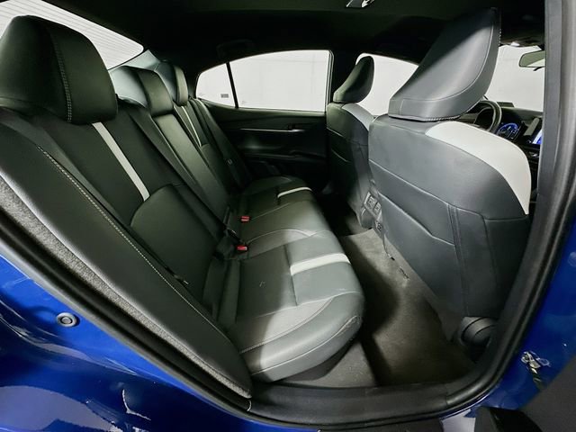 Used 2025 Toyota Camry SE image 25