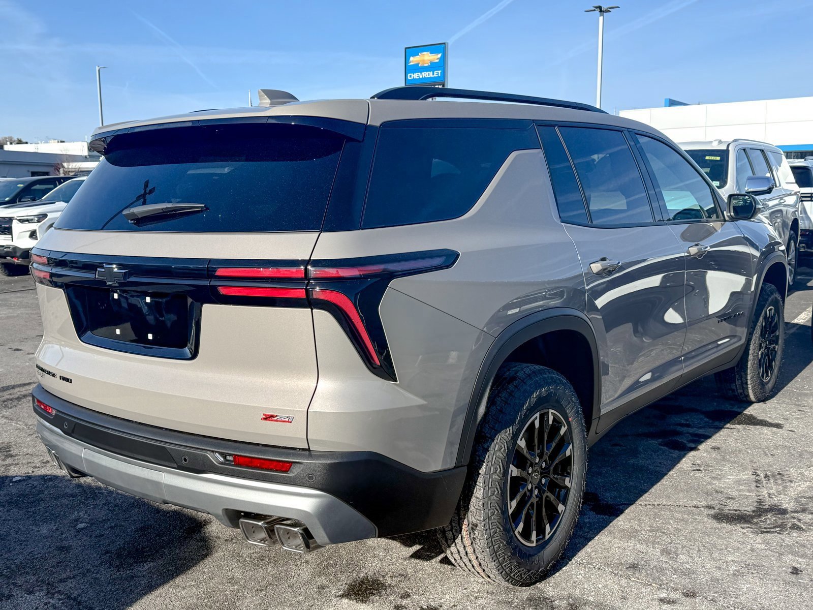 New 2026 Chevrolet Traverse Z71 w/ LPO, Floor Liner Package image 7