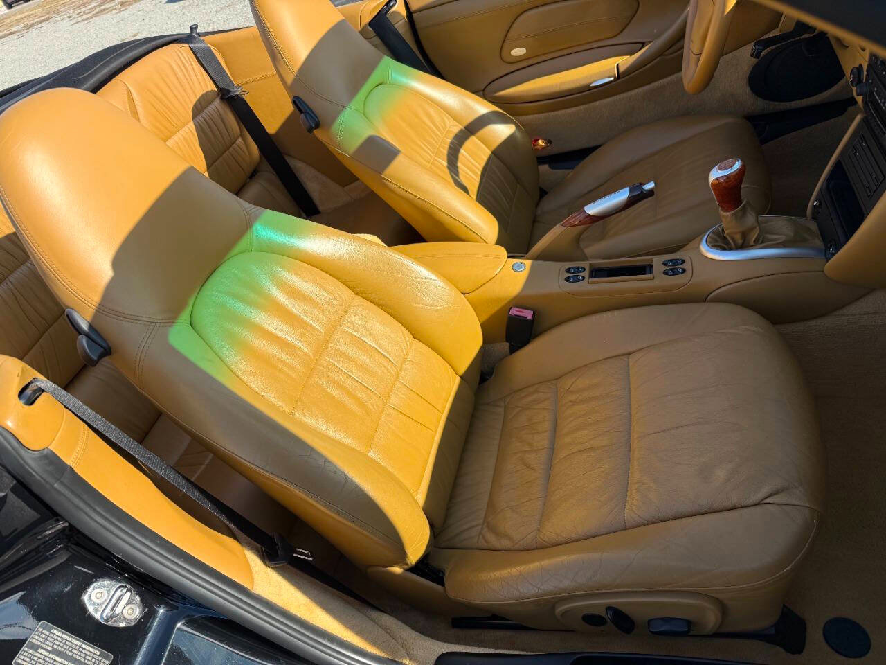 Used 2000 Porsche 911 Carrera 4 image 40