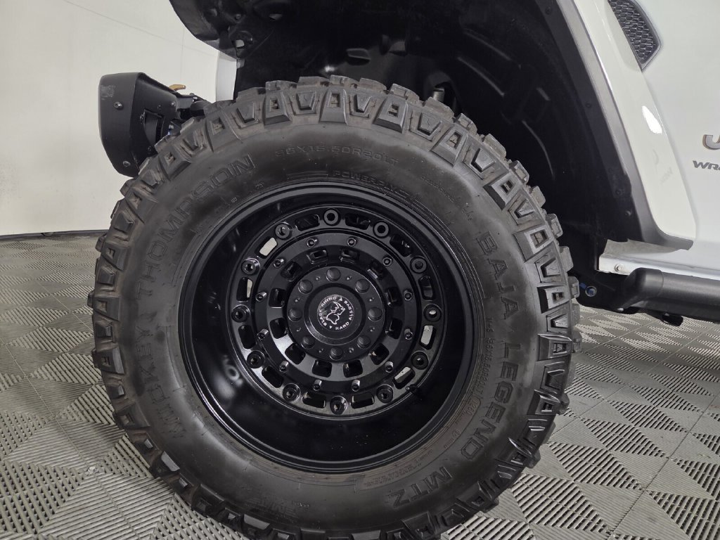 Used 2023 Jeep Wrangler Unlimited Rubicon 392 w/ Xtreme Recon 35" Tire Package AWD/4WD image 9