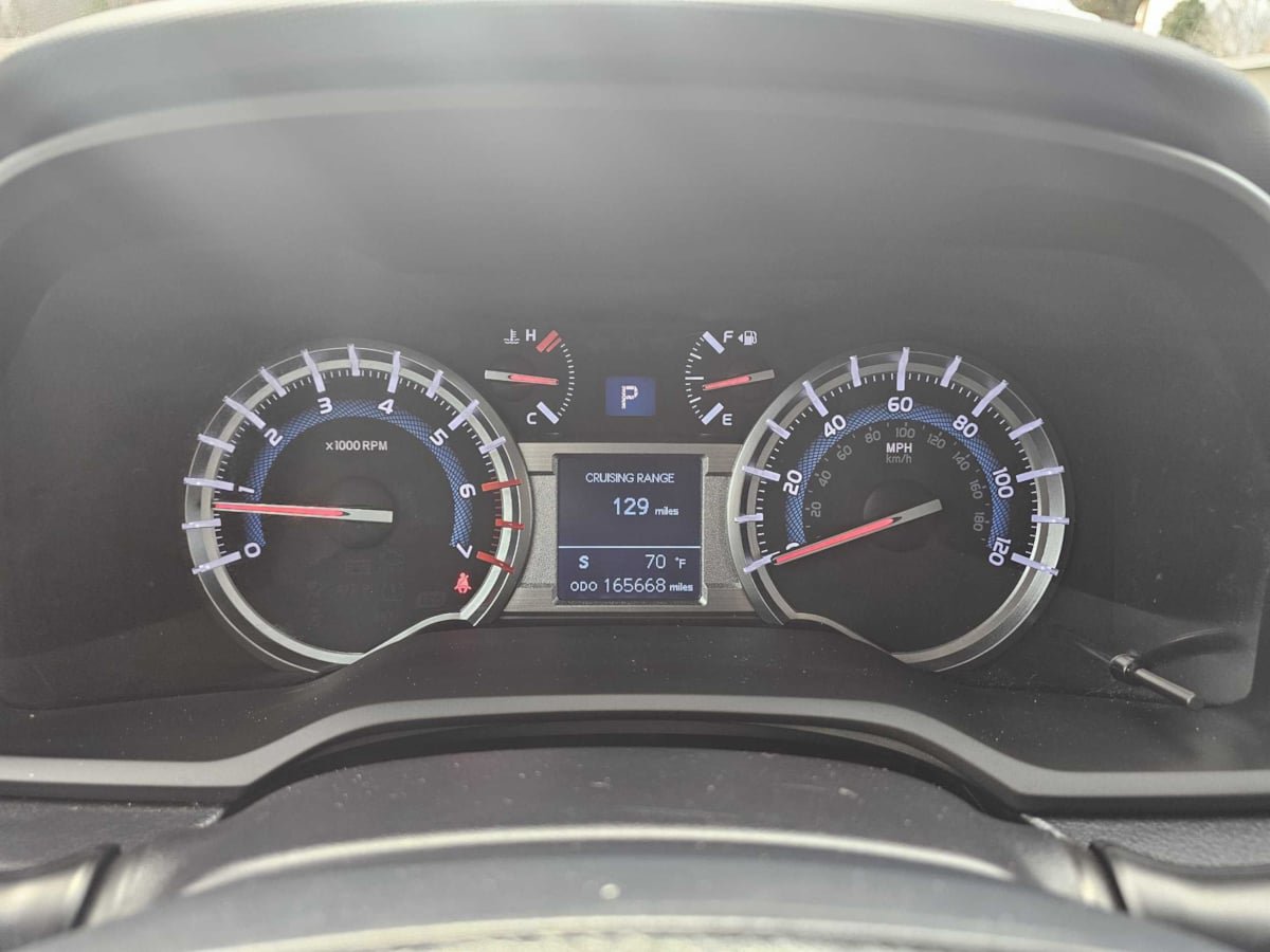 Used 2016 Toyota 4Runner SR5 Premium RWD image 17