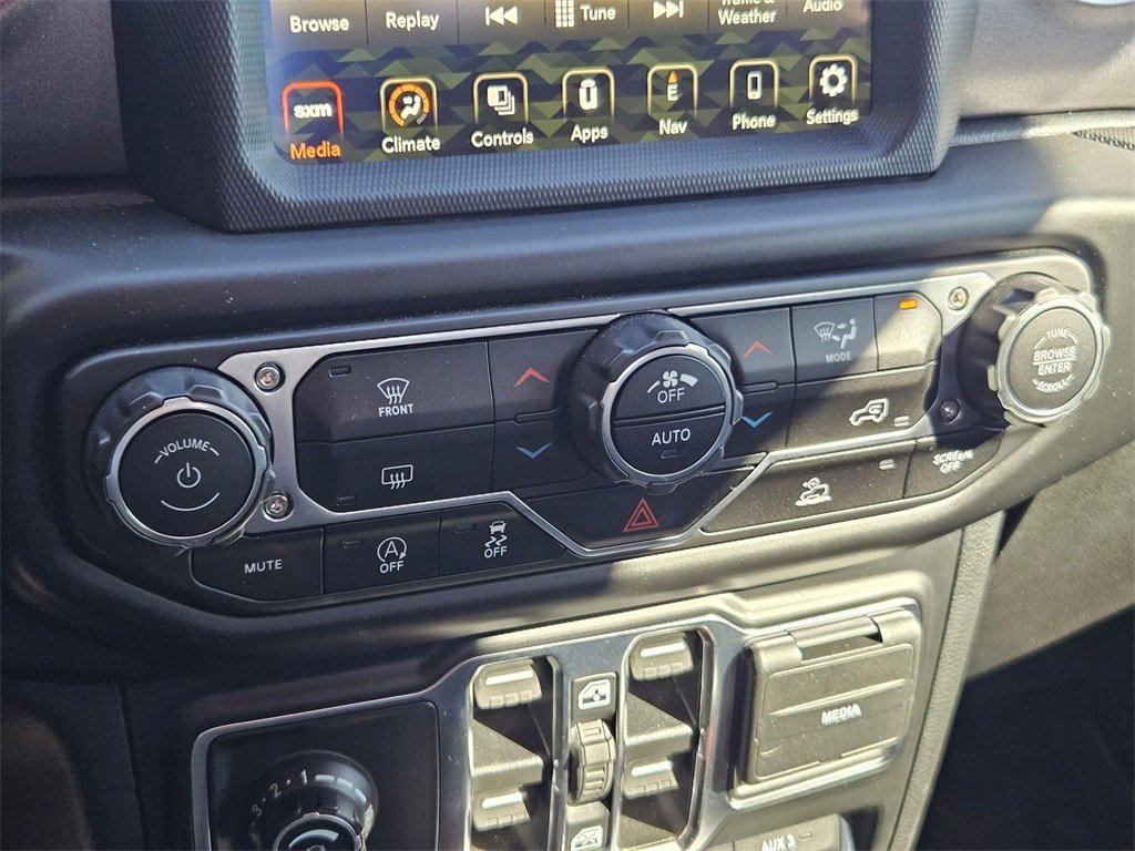 Used 2022 Jeep Gladiator Mojave w/ Trailer Tow Package image 30