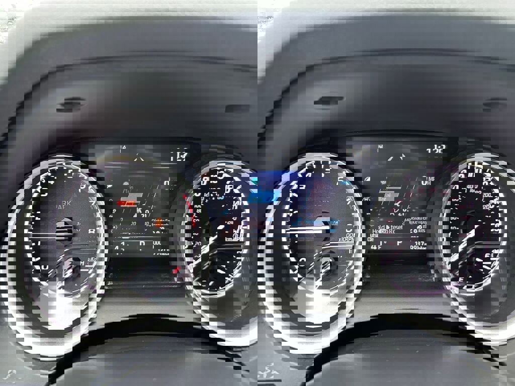 Used 2023 Toyota Camry LE image 14