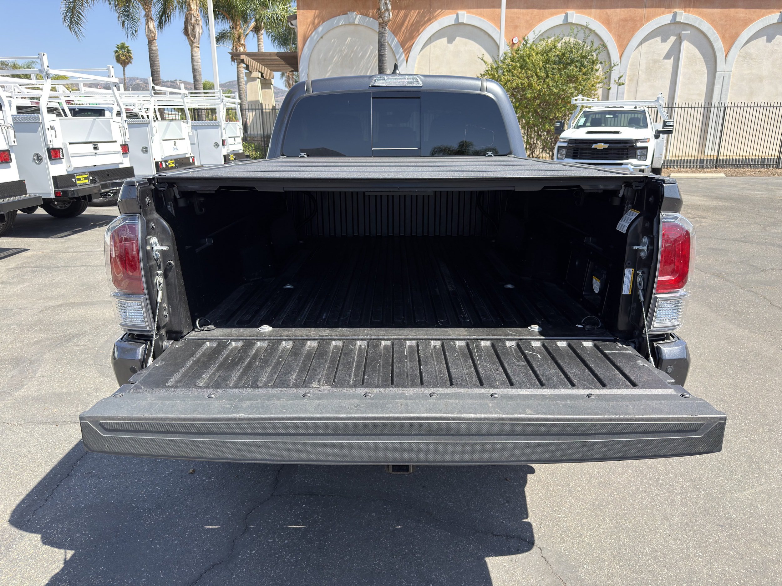 Used 2021 Toyota Tacoma TRD Off-Road w/ Technology Package AWD/4WD image 16