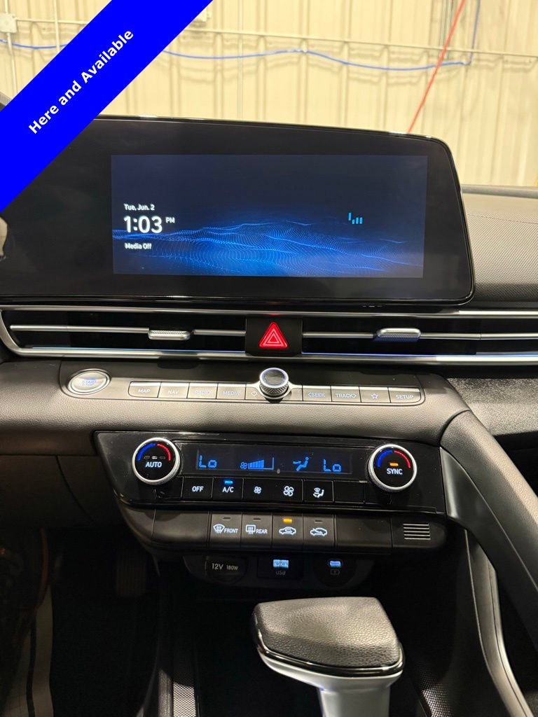 Used 2024 Hyundai Elantra SEL FWD image 10