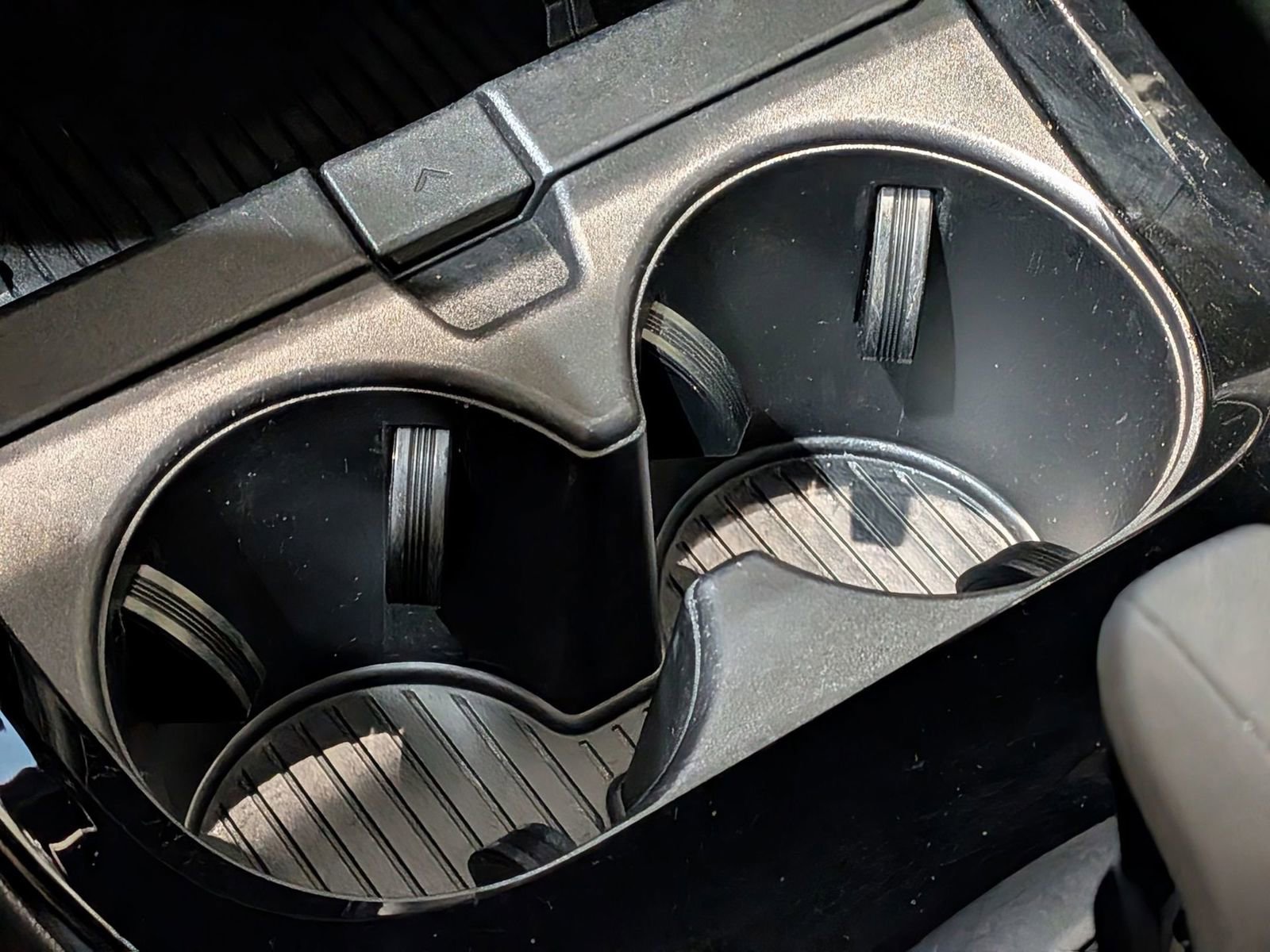 Used 2024 Toyota Prius LE image 21