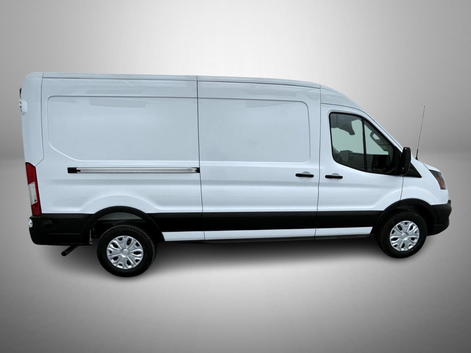 New 2027 Ford Transit 250 148 Medium Roof w/ Load Area Protection Package RWD image 4