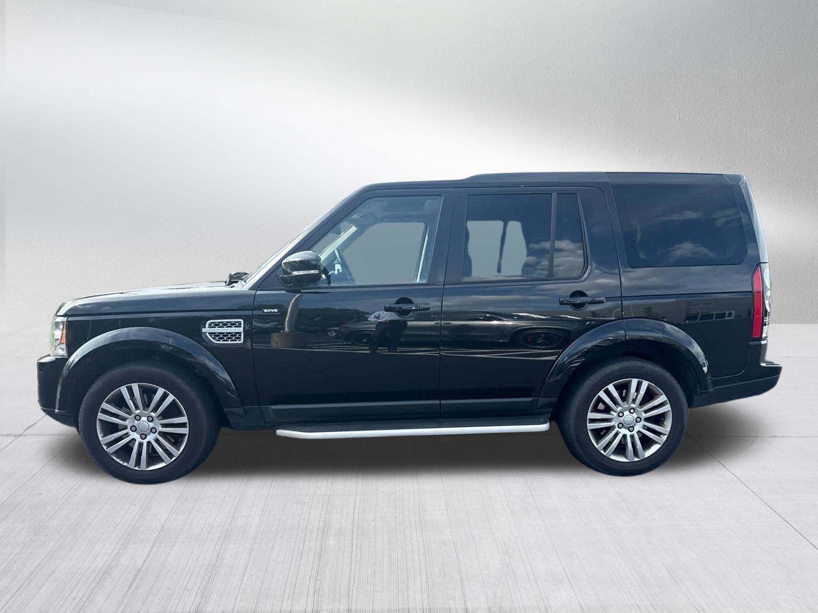 Used 2016 Land Rover LR4 HSE LUX AWD/4WD image 2