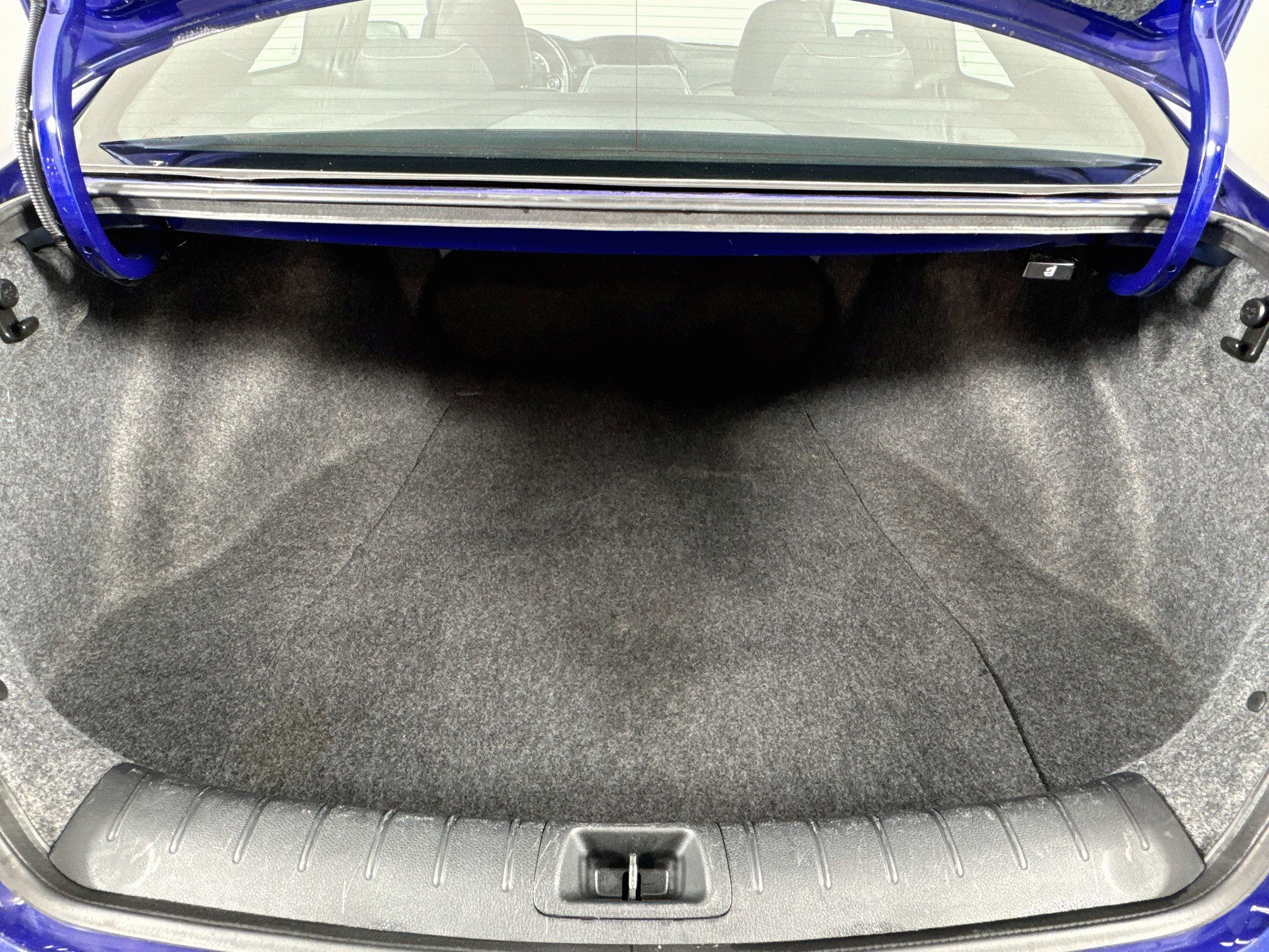 Certified 2017 Honda Accord EX-L image 25