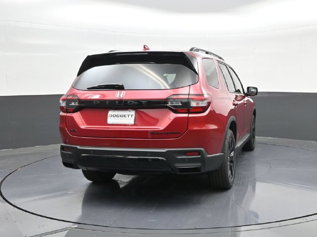 New 2026 Honda Pilot Black Edition image 11