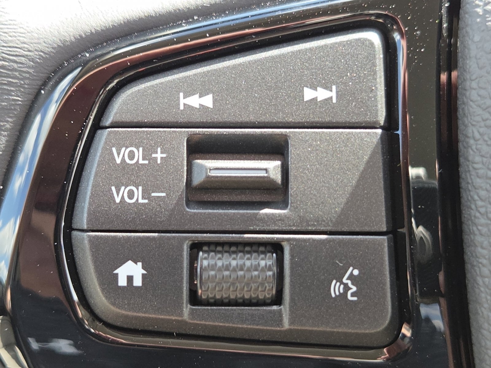 New 2026 Honda Odyssey Touring image 10