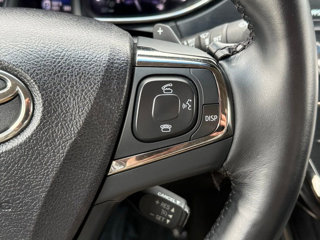 Used 2016 Toyota Avalon Touring image 29