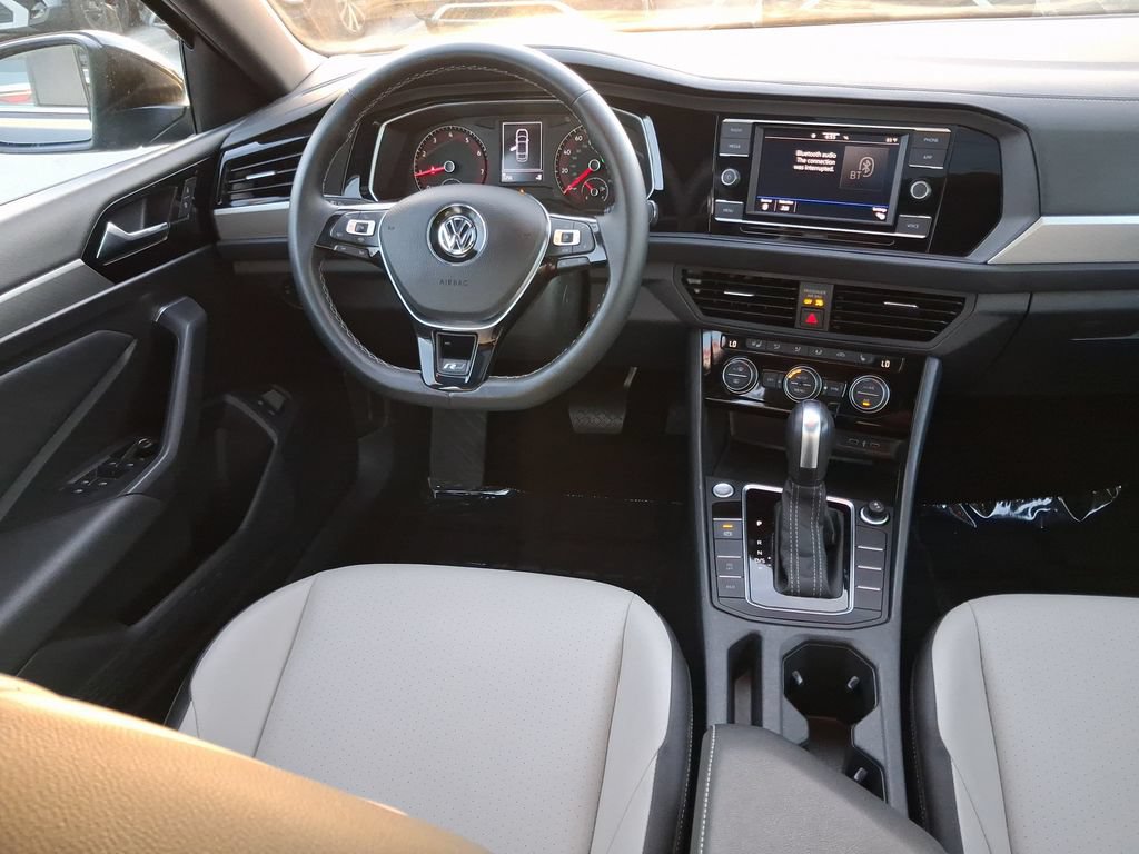 Certified 2021 Volkswagen Jetta R-Line FWD image 10