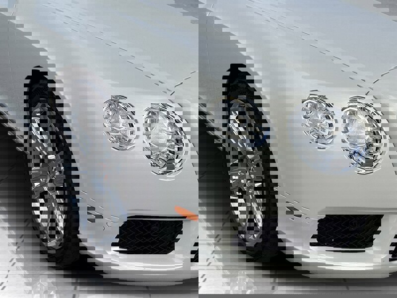 Used 2015 Bentley Continental GT image 9