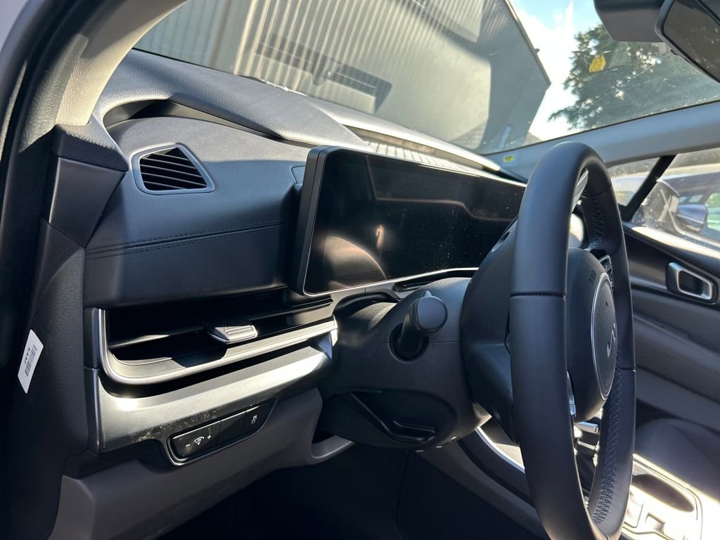 New 2026 Kia Carnival image 30