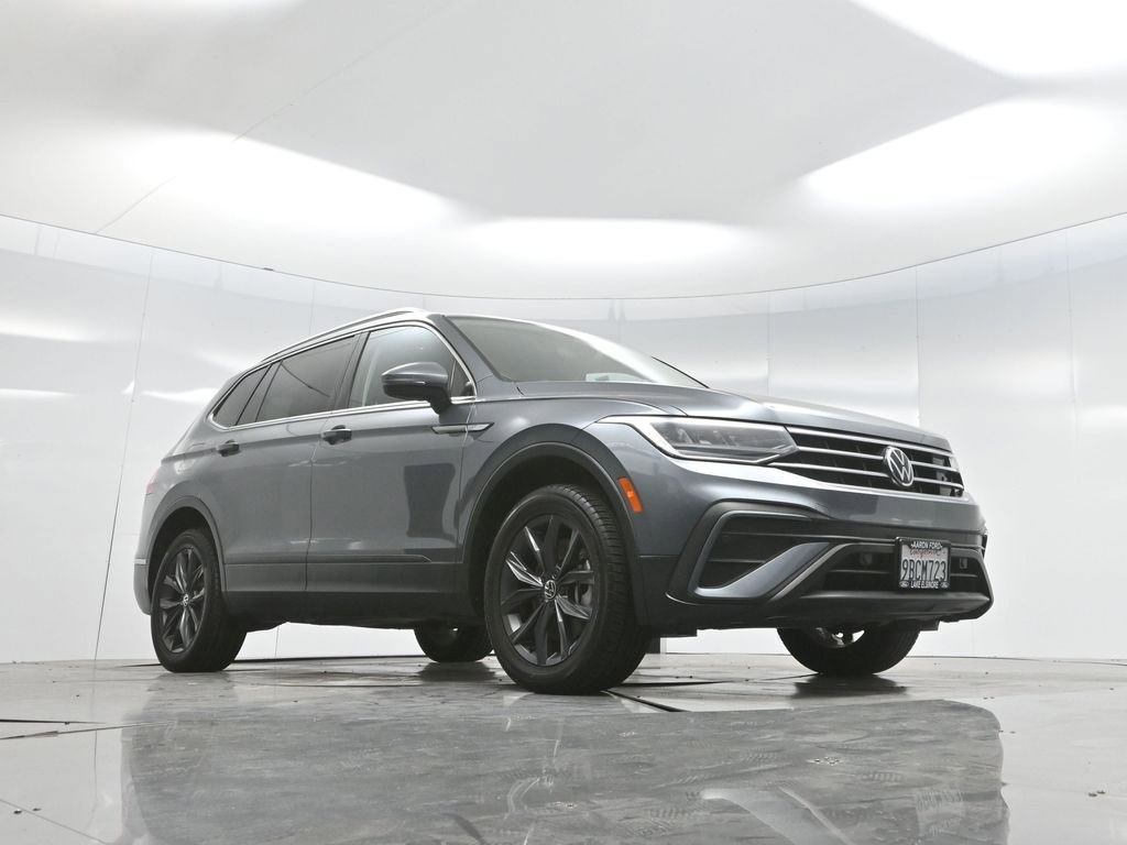 Used 2022 Volkswagen Tiguan SE image 64