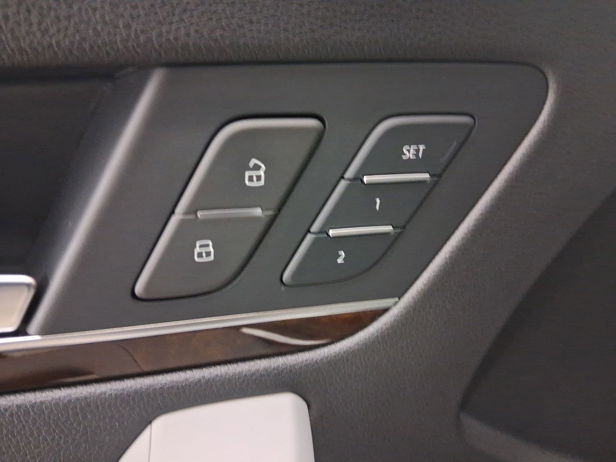 Used 2018 Audi Q5 Premium Plus w/ Premium Plus Package image 12