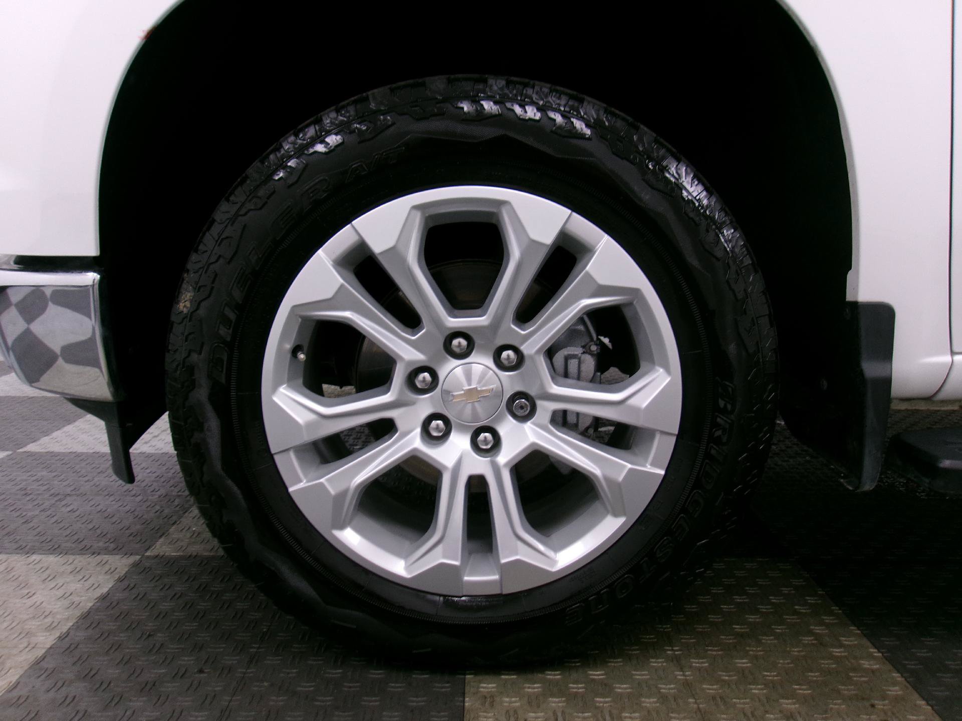 Used 2022 Chevrolet Silverado 1500 LTZ w/ Max Trailering Package AWD/4WD image 17