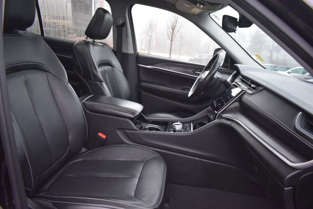 Used 2021 Jeep Grand Cherokee L Limited image 16