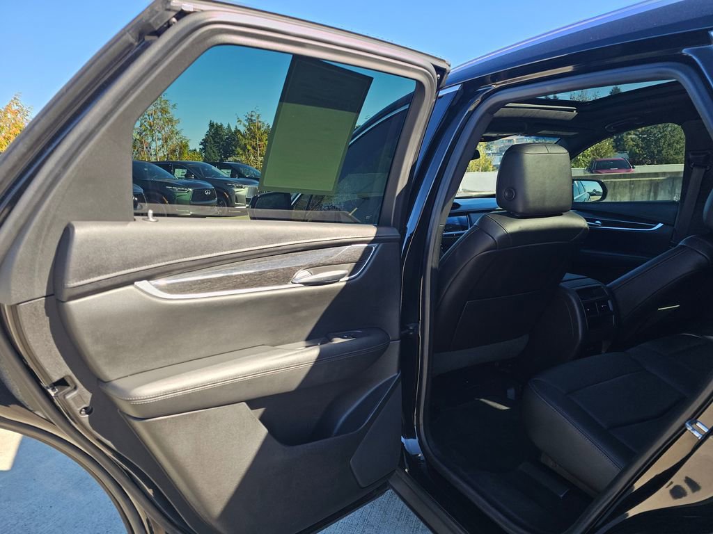 Used 2021 Cadillac XT5 Premium Luxury image 18