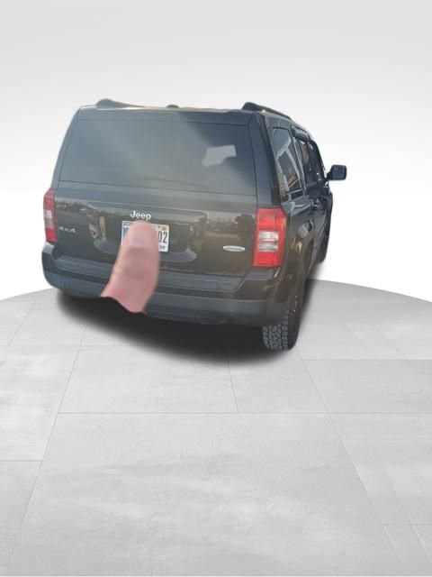 Used 2011 Jeep Patriot Latitude image 8