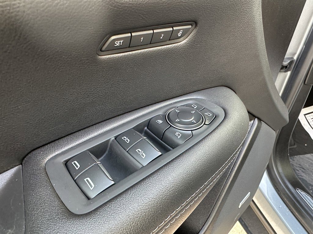 Certified 2025 Cadillac XT5 Premium Luxury image 19