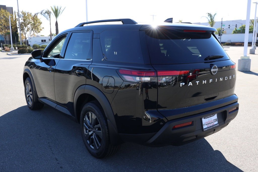 New 2025 Nissan Pathfinder SV w/ Cargo Package image 6