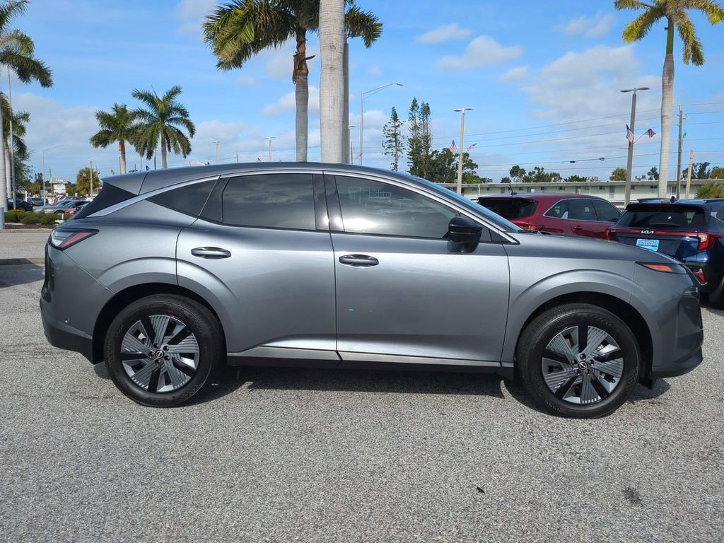 Certified 2025 Nissan Murano SL image 4