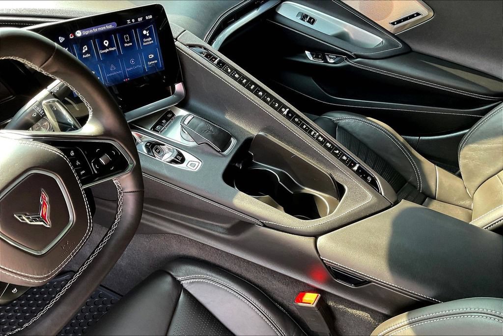 Used 2025 Chevrolet Corvette Stingray Preferred Cpe w/ Z51 Performance Package RWD image 21